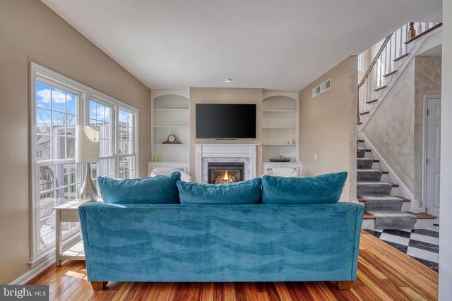 1071 COUNTRY CLUB RD, Camp Hill, PA 17011