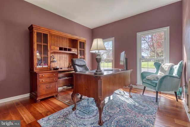 1071 COUNTRY CLUB RD, Camp Hill, PA 17011
