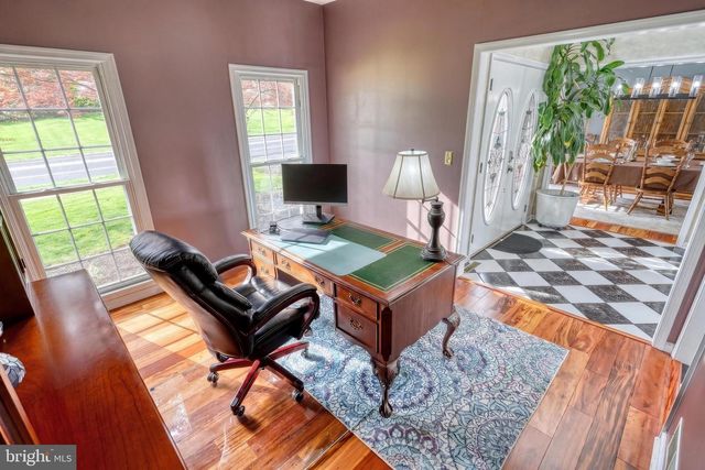 1071 COUNTRY CLUB RD, Camp Hill, PA 17011