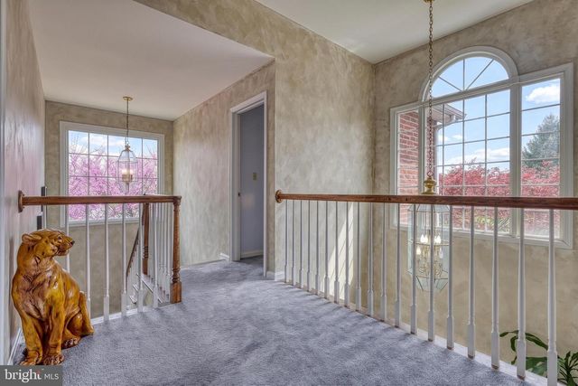 1071 COUNTRY CLUB RD, Camp Hill, PA 17011