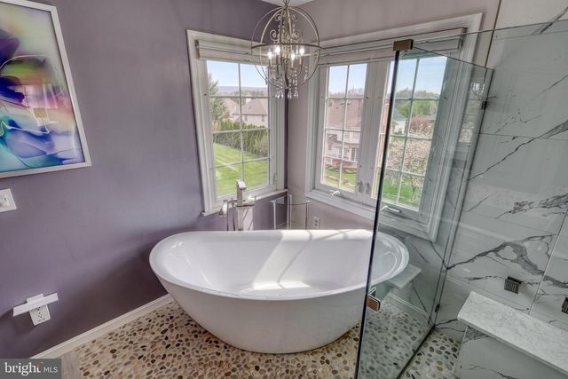 1071 COUNTRY CLUB RD, Camp Hill, PA 17011