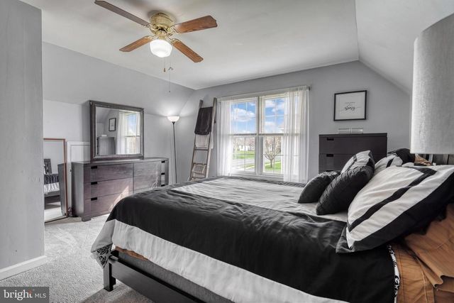 1071 COUNTRY CLUB RD, Camp Hill, PA 17011