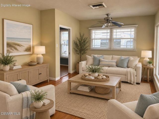2322 Charlemagne Avenue, Long Beach, CA 90815