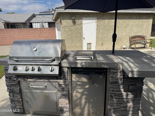 2322 Charlemagne Avenue, Long Beach, CA 90815