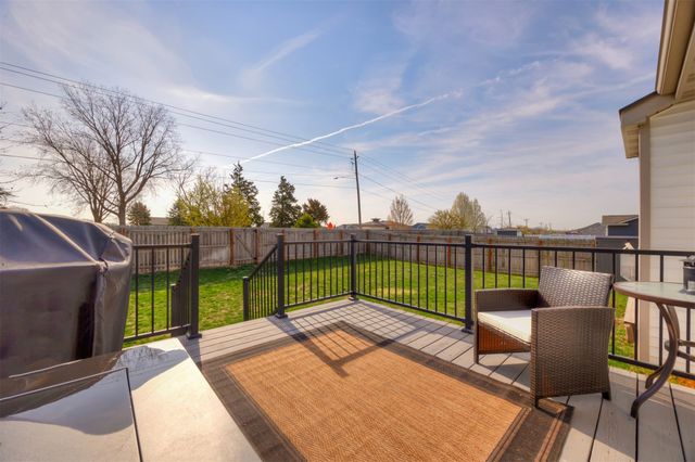 2109 NW Woodland Drive, Ankeny, IA 50023