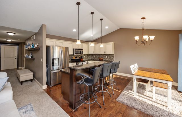 2109 NW Woodland Drive, Ankeny, IA 50023