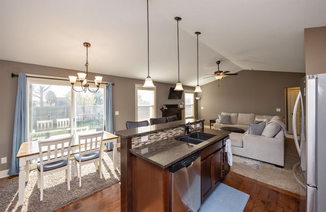 2109 NW Woodland Drive, Ankeny, IA 50023