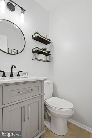 7 UNAMI TRL, Chalfont, PA 18914