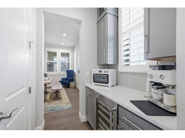 9580 Williamsburg St, Littleton, CO 80125