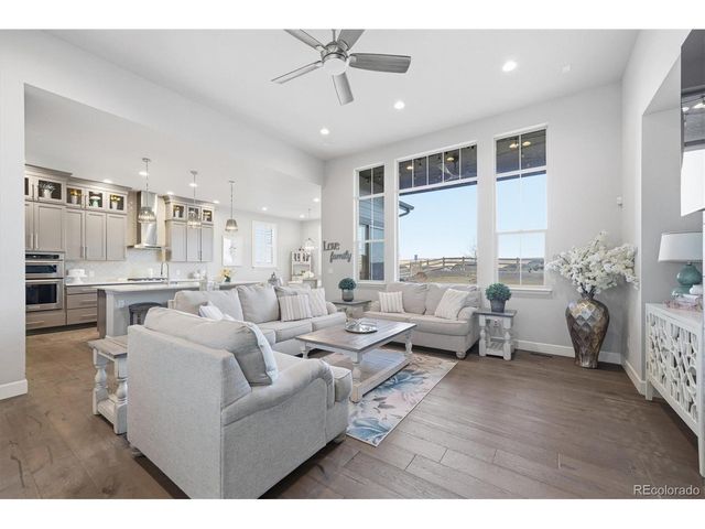 9580 Williamsburg St, Littleton, CO 80125