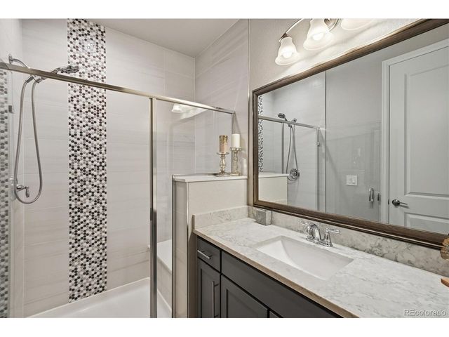 9580 Williamsburg St, Littleton, CO 80125