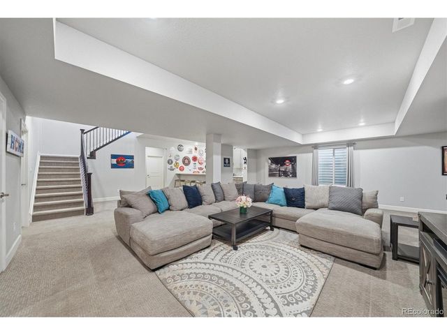 9580 Williamsburg St, Littleton, CO 80125