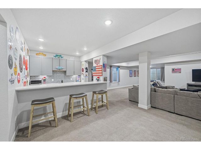 9580 Williamsburg St, Littleton, CO 80125