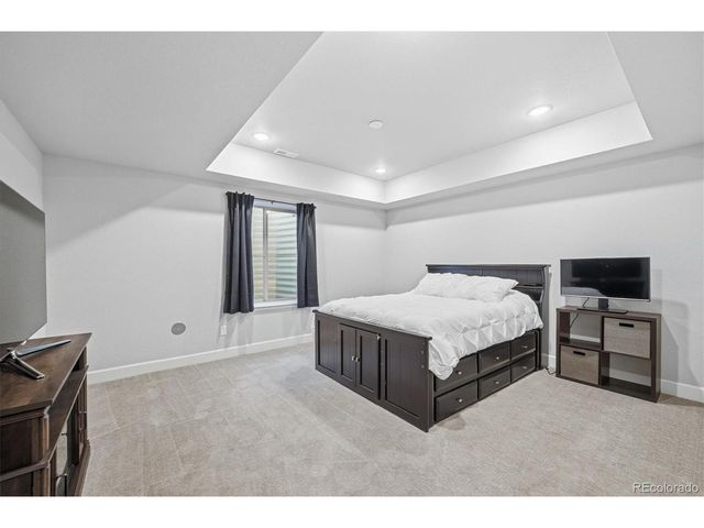 9580 Williamsburg St, Littleton, CO 80125