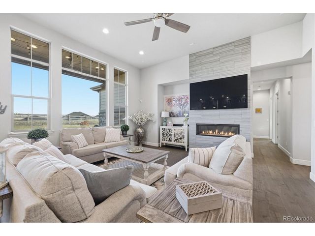 9580 Williamsburg St, Littleton, CO 80125