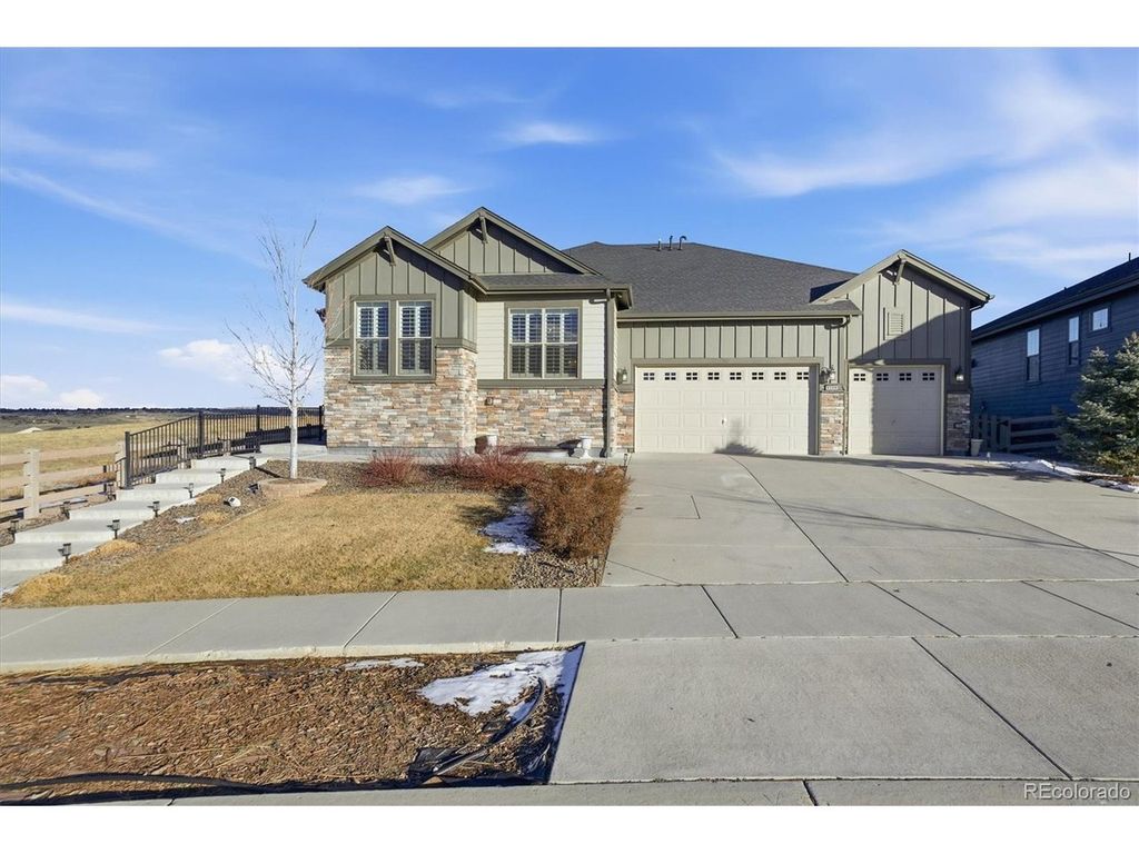 9580 Williamsburg St, Littleton, CO 80125