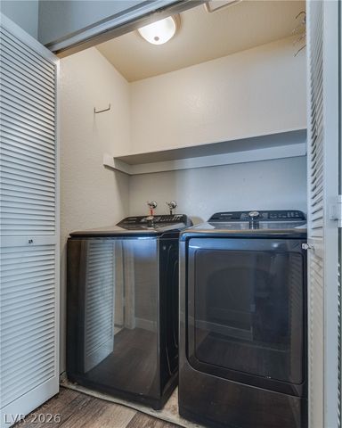 2232 Chapman Hill Drive, Las Vegas, NV 89128