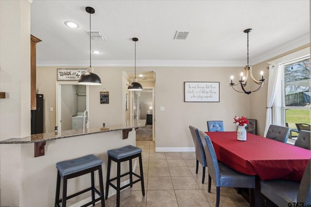 16091 Hickory Hills Dr, Lindale, TX 75771