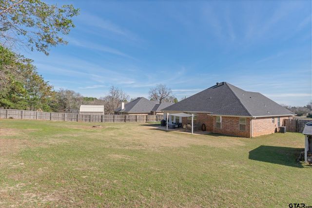 16091 Hickory Hills Dr, Lindale, TX 75771