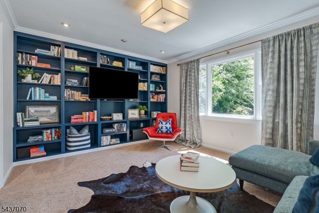 40 Collinwood Rd, Maplewood Twp., NJ 07040