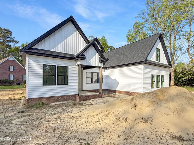 917 Maggie Lane, Elizabeth City, NC 27909