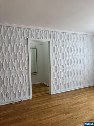 400 Fairview Avenue 1H, Fort Lee, NJ 07024