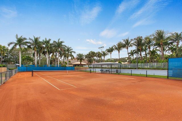 7011 Islegrove Place, Boca Raton, FL 33433