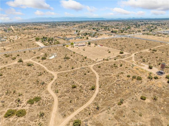 759 La Mirada, Phelan, CA 92371