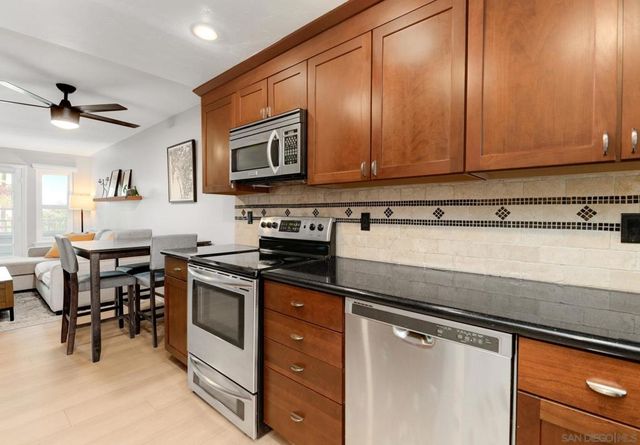 1994 Diamond 2, San Diego, CA 92109