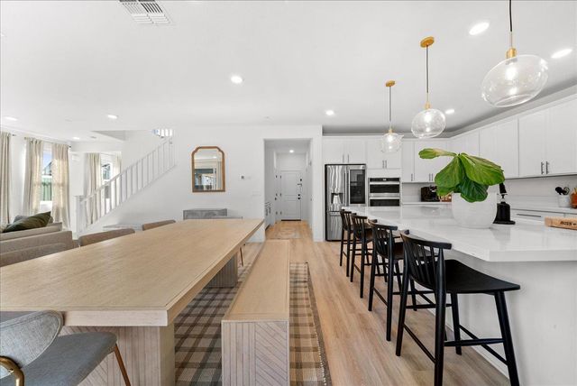 2702 Mossy Creek St, Sacramento, CA 95833