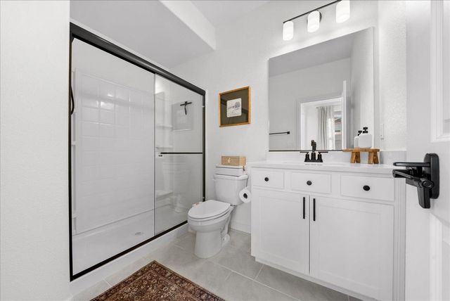 2702 Mossy Creek St, Sacramento, CA 95833