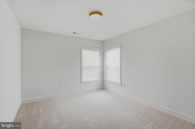 1813 N GREENLEESE DR N, Frederick, MD 21701