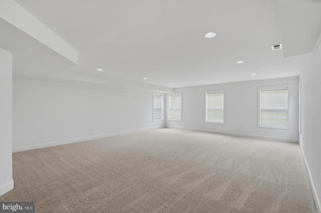 1813 N GREENLEESE DR N, Frederick, MD 21701