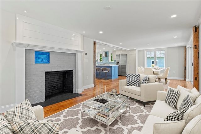 473 Main Street, Amesbury, MA 01913