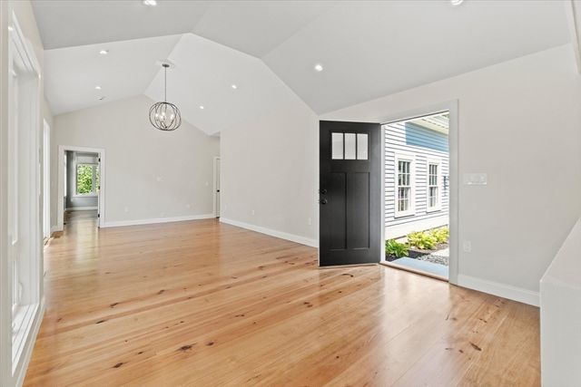 473 Main Street, Amesbury, MA 01913