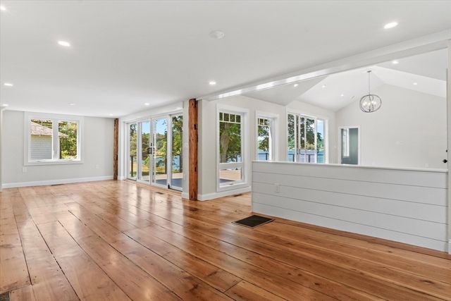473 Main Street, Amesbury, MA 01913