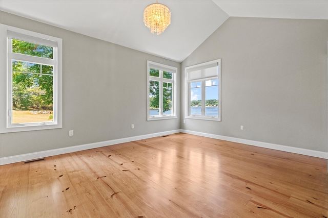 473 Main Street, Amesbury, MA 01913