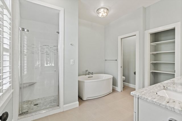 473 Main Street, Amesbury, MA 01913