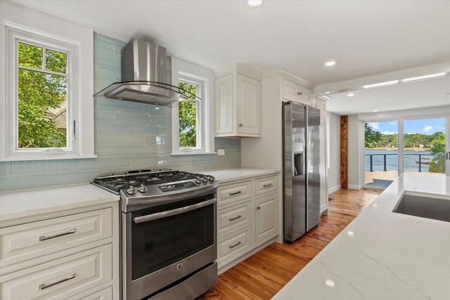 473 Main Street, Amesbury, MA 01913