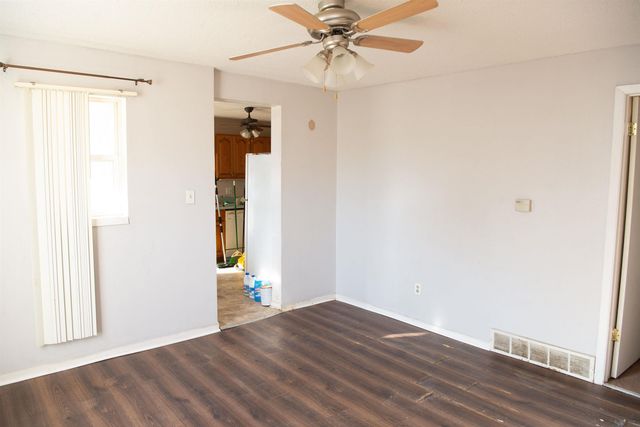 332 Newell Street, Waterloo, IA 50703