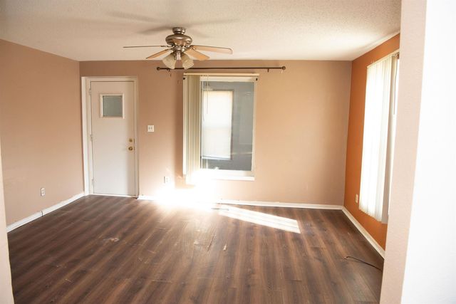 332 Newell Street, Waterloo, IA 50703