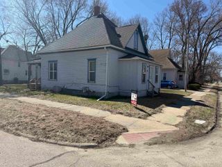332 Newell Street, Waterloo, IA 50703