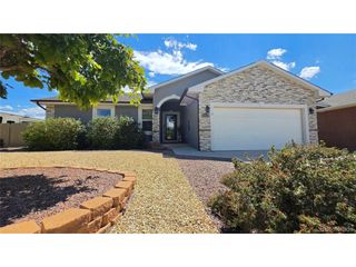 2224 Crestwood Ln, Pueblo, CO 81008