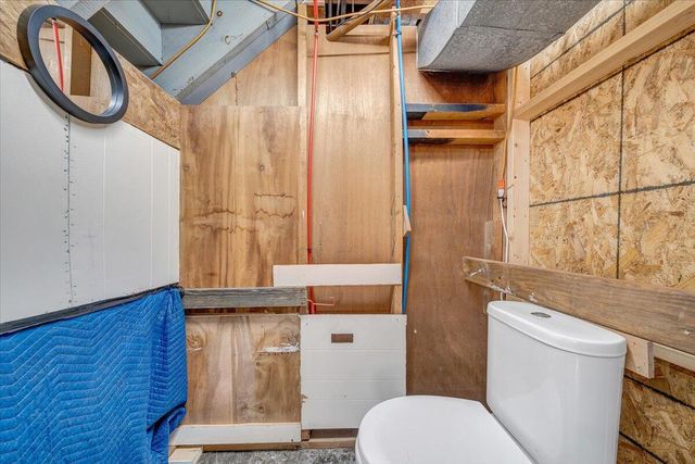 4644 Desi RD, Roanoke, VA 24017