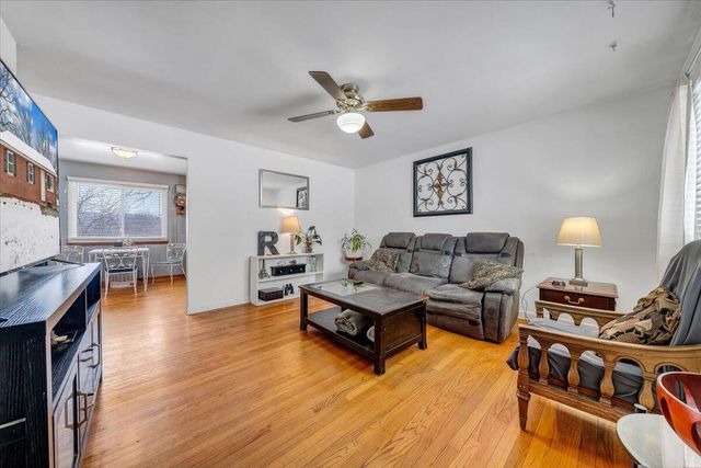 4644 Desi RD, Roanoke, VA 24017