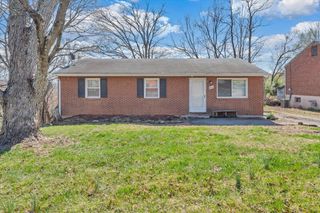 4644 Desi RD, Roanoke, VA 24017