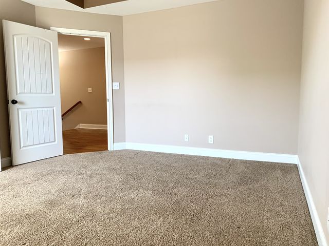 3488 Sikorsky Ln, Clarksville, TN 37042