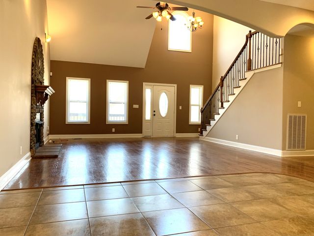 3488 Sikorsky Ln, Clarksville, TN 37042