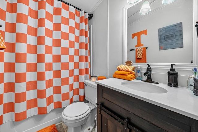 45 Tomlinson Rd, Lebanon, TN 37087
