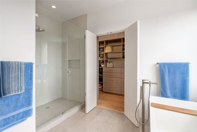 1667 Sentiero Della Villa, Santa Fe, NM 87506